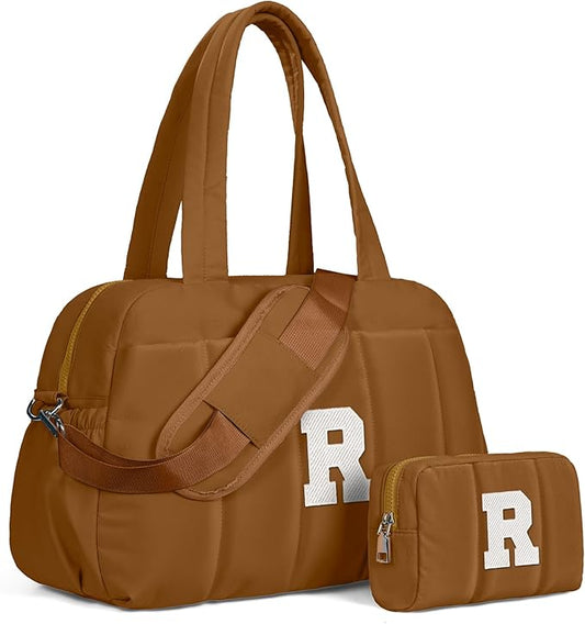 Duffle Bag with Letter, Carry On Bags for Women，Gifts for Her-Overnight Bag with Wet Pocket，Lightweight Travel Bags Personalized Gym Tote with Makeup Pouch