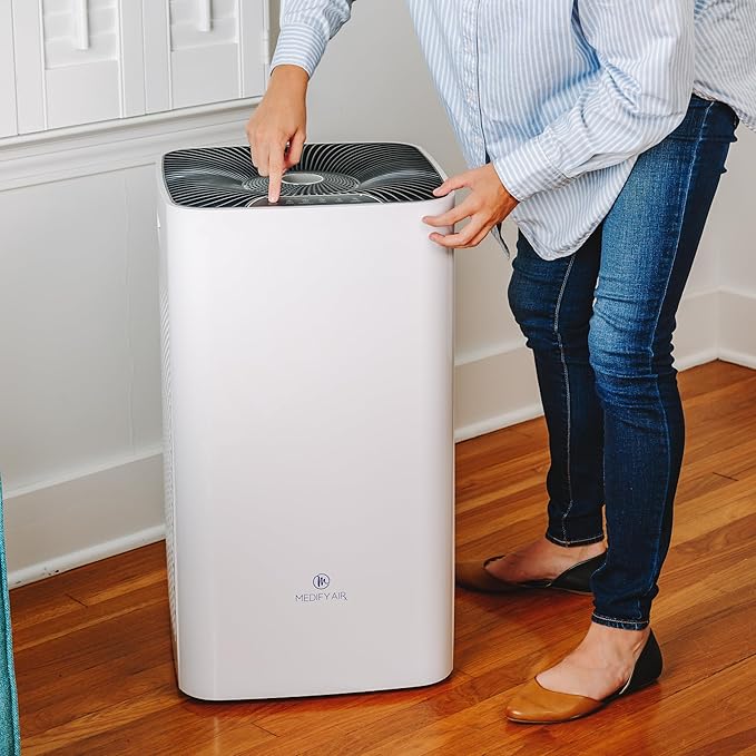 Medify MA-112 UV Light Air Purifier with True HEPA H14 Filter | 4,455 ft² Coverage in 1hr for Wildfires Smoke, Odors, Pollen, Pets | Removal to 0.1 Microns | White, 1-Pack